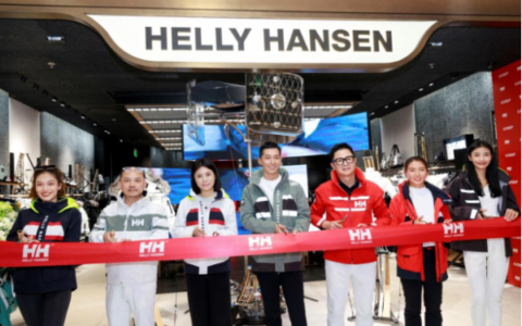 hh是什么牌子的衣服，HellyHansen助力滑雪爱好者自由驰骋