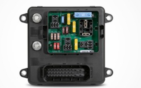 红线电源箱介质及特征分析