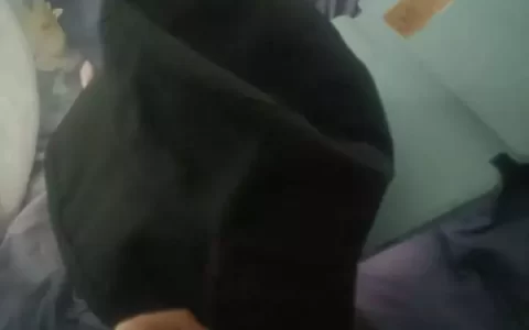 五一爬山我买了一顶帽子，拼多多好棒！