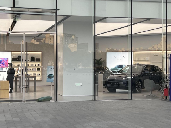 越来越多车企想傍上华为，有戏吗？