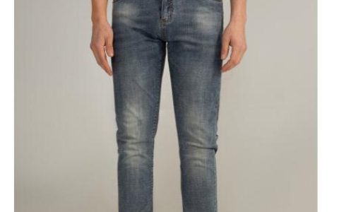 培罗蒙什么档次？BAROMON\/培罗蒙牛仔裤男春季男士弹力合体长裤修身小脚休闲潮流男裤 京东好评率50%无理由退换官方店旗舰店BAROMON\/培罗蒙牛仔裤男春季男士弹力合体长裤修身小脚休闲潮流男裤 ¥299（培罗蒙衬衫质量好不好?）