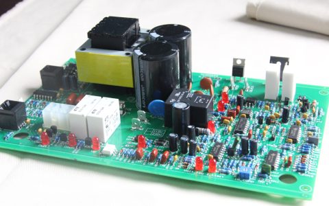 云恒制造：DIP插件加工步骤