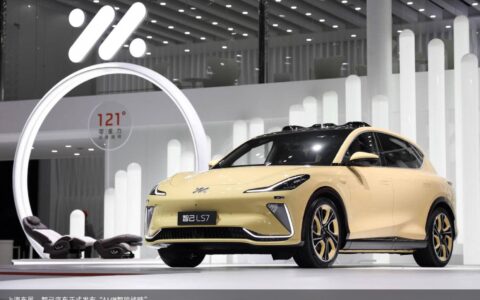 上海车展，智己汽车正式发布“AI4M智能战略”