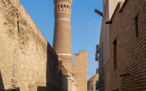 布哈拉，克孜勒姆库沙漠中的一片绿洲，中亚zui神圣的城市