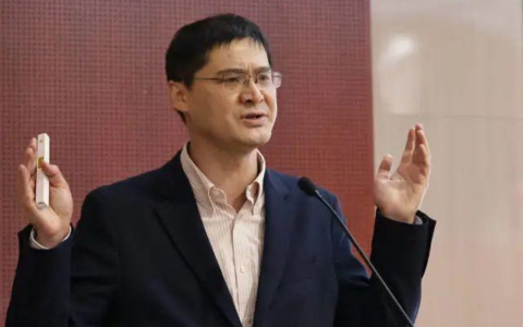 罗翔：ChatGPT没法回答“老婆和妈掉河里先救谁”