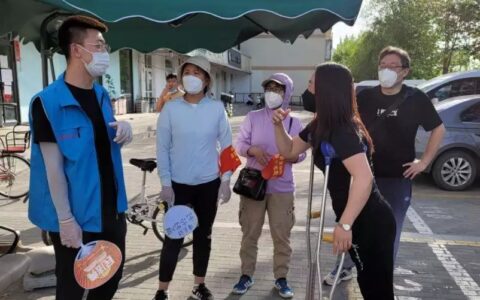 2600人社区需重办出入证，这么短时间社工如何做到的？