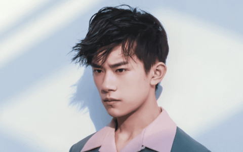 易烊千玺第三天仍未回应，寻找蛛丝马迹的网友，已对偏旁部首下手-易烊千玺去干嘛了