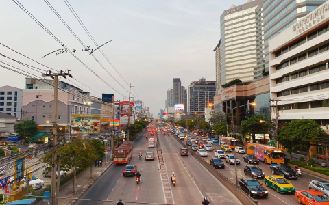 泰国太危险，不能去旅游了？你信不信，外国互联网也是这样说中国