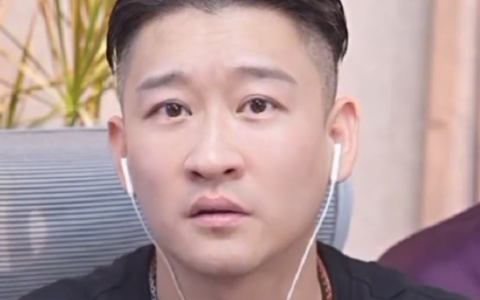 曹云金直播说相声，30万人在线观看，难怪拒绝郭德纲给的四千工资（曹云金相声作品）