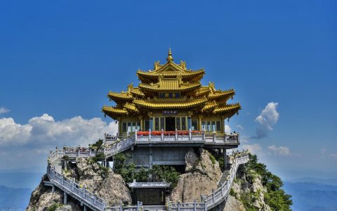 老君山风景区旅游攻略：带你探秘自然与文化的交融之美！(老君山风景区在哪里天气)