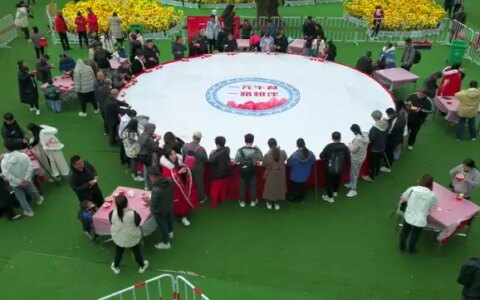 河南老君山景区连续六年推出“一元午餐”   今年多收到615元