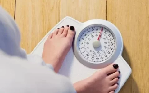 春季“减肥黄金期”，几种刮油、解腻的好东西，吃得越多瘦得越快-140斤怎么瘦到100斤科学减肥需要多久