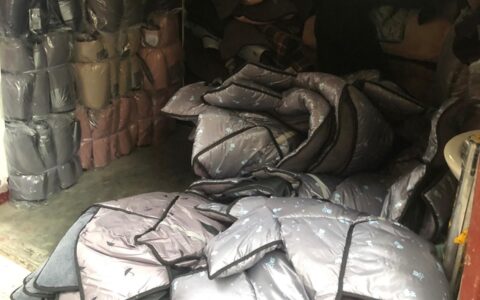 1年能挣十几万，干这2种小型生意，比大买卖风险小，比打工自由(做什么一年能挣一千万)