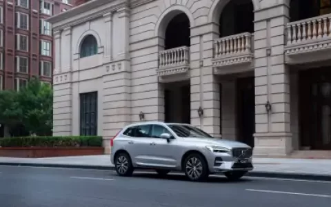 沃尔沃XC60价格战已经打响，全系2.0T+8AT-2021款沃尔沃xc60最低成交价