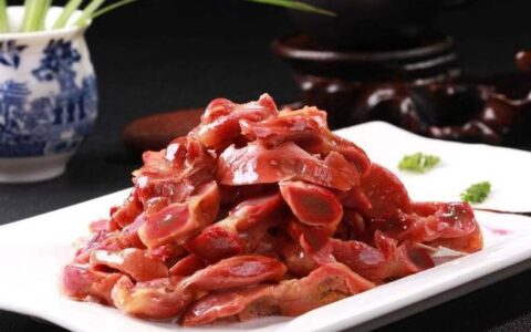 鸡胗是鸡的胃脏，具有丰富的蛋白质，深受人们的喜爱-鸡胗是鸡的哪个部位?