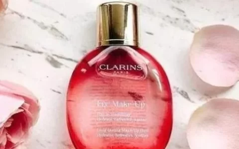 这4款化妆喷雾，即使在炎热的夏天，也能变成美美妆容(化妆喷雾是干嘛的)