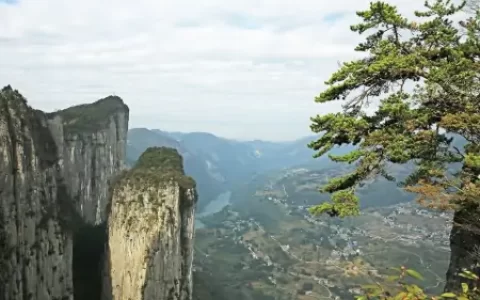 重庆湖北交界处的美景：从石柱到恩施，从巫山到神农架-重庆和湖北交界处的山脉