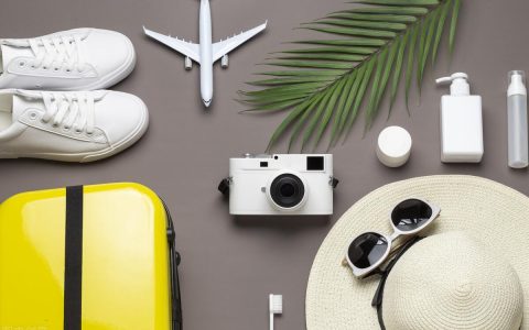 偏光镜和太阳镜的区别 偏光镜和太阳镜哪个好（偏光镜和太阳镜怎么区别）