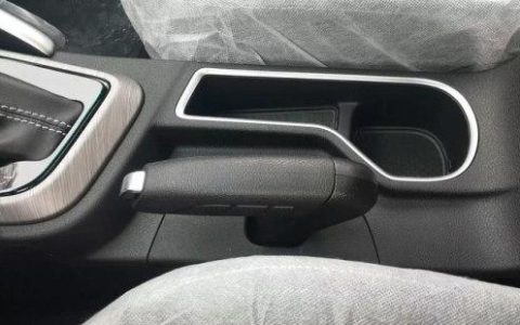 如何正确使用手刹（如何正确使用手刹?看完你就明白了!）