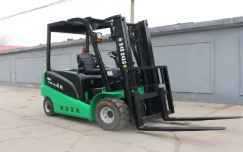 电动叉车怎么操作（电动叉车怎么操作步骤）