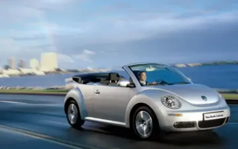 起步时如何正确使用电子手刹？老司机：不懂就会把车弄坏！（汽车电子手刹起步用不用手动释放?）