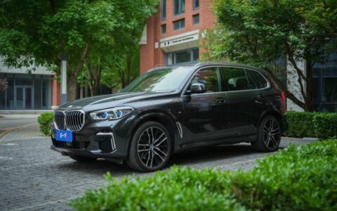 不止是走量，国产之后的宝马X5是真的好开又好坐-宝马x5在哪买便宜