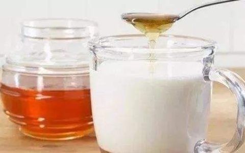 牛奶加蜂蜜能减肥吗?牛奶和蜂蜜可以一起喝吗?-牛奶加蜂蜜能减肥吗?牛奶和蜂蜜可以一起喝吗