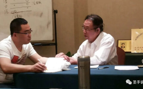 这个治鼻炎的土方子，他只用了一个月，鼻炎再也没复发，可借鉴！-治疗鼻炎的民间土方