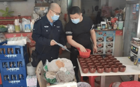 大浪社区开展食品安全宣传，引领文明新“食”尚(社区开展食品安全宣传简报)