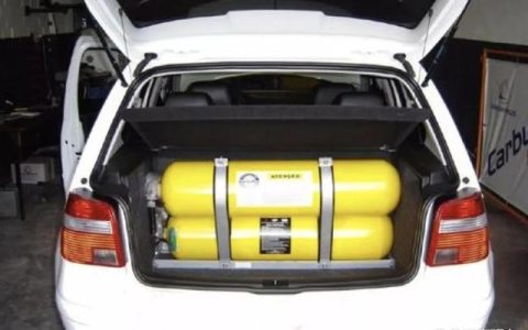 如果把汽车油改成气，发动机会产生影响吗？如果有会多大呢？（汽车油改气的利与弊安全吗）