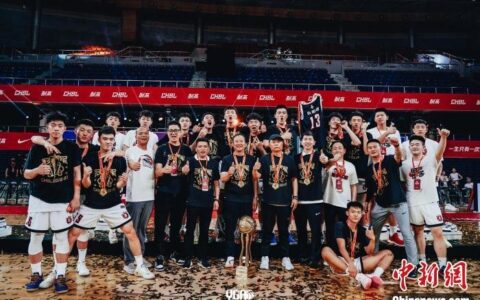 现实版《灌篮高手》上演，县域和篮球如何擦出火花？(灌篮高手现实吗)