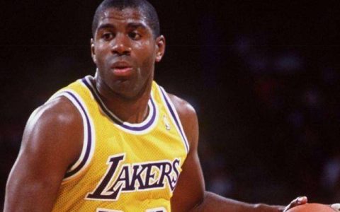 历史上争议性最大的是谁是控卫第二，未来库里能够坐稳第二位吗？