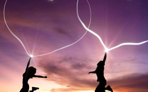 爱情到底是什么？