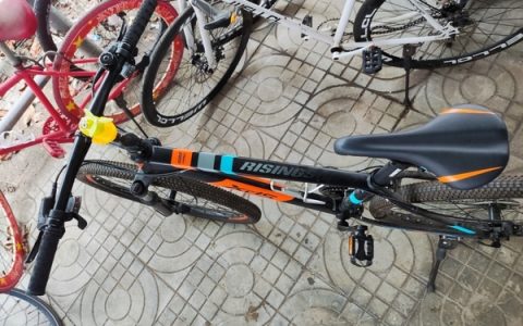 骑车去春游，山地自行车！超级棒的，女孩子也能起，橘色，超好看！-骑行山地车的好处