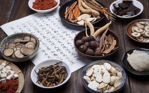 用树胶帮她疏通输卵管成功受孕后 我痛心中医复兴之路背后的误解