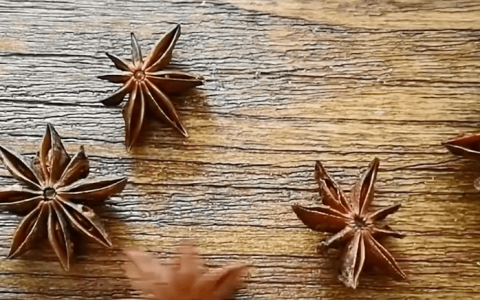 八角搭配茶叶，解决家中大烦恼，​作用真厉害！-八角煮水偏方