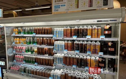 五一假日消费火热，烧烤、小龙虾成为武汉市民假期爆款美食(武汉吃小龙虾的店叫什么)