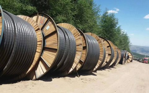 电缆线价格多少钱一米-电缆一米多少斤铜（电缆线价格多少钱一米?）