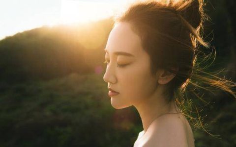 当一个男人这样联系你，说明你是他爱不起来