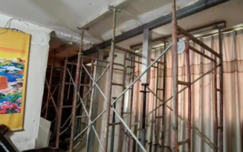 探访广州私拆承重墙小区：官方已临时加固，一楼幼儿园正常上下课(拆除承重墙去哪里投诉)