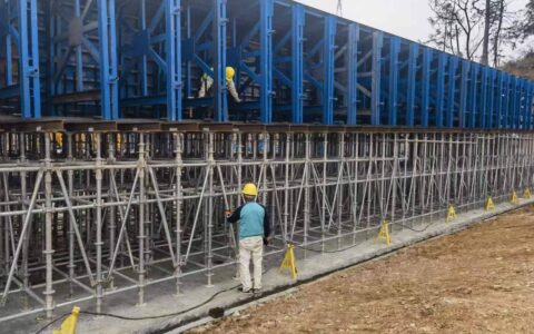 盘兴铁路一标桥梁上部结构施工拉开序幕-盘兴铁路有几个标段