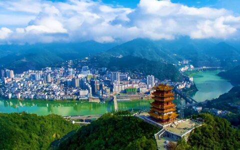 陕西一地区火了，美景美食，好茶好酒应有尽有，网友直呼：好地方