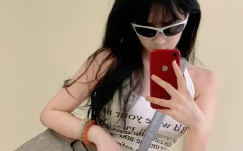 鲁照华小甜妹四张图片三种表情，真是影视圈百变女神-鲁照华视频