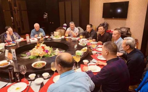 一瓶啤酒等于多少白酒，你了解吗？牢记这套换算公式，科学拼酒-一瓶啤酒相当于多少瓶白酒