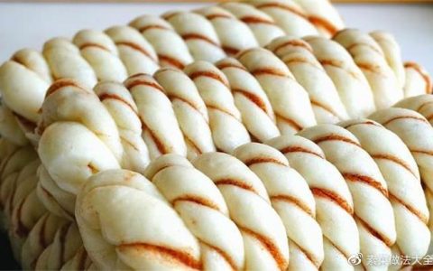 花卷还在做老一套？教你新做法，简单卷一卷，松软好看又好吃-花卷做的方法