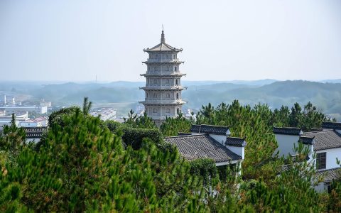 安徽藏着最大的“山寨兵马俑”，门票120与西安的一样，值不值？