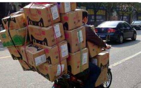 为什么快递员工资月入过万却没人愿意干？原因有三点