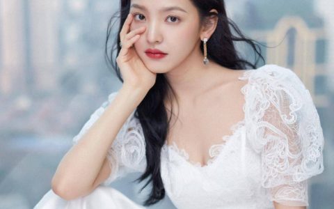 网红界最强女神，顶级富二代秦奋都拿她没办法，她是谁？