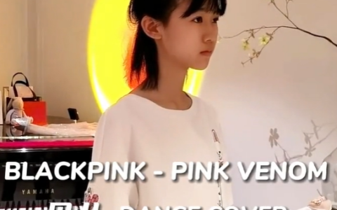 陆毅14岁的女儿腿太长！身材太瘦裤子显松垮，一双胳膊细到似竹竿(陆毅的大女儿多大)