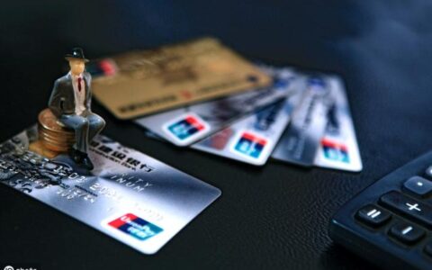 浦发信用卡曲线提额5万怎么做到的？